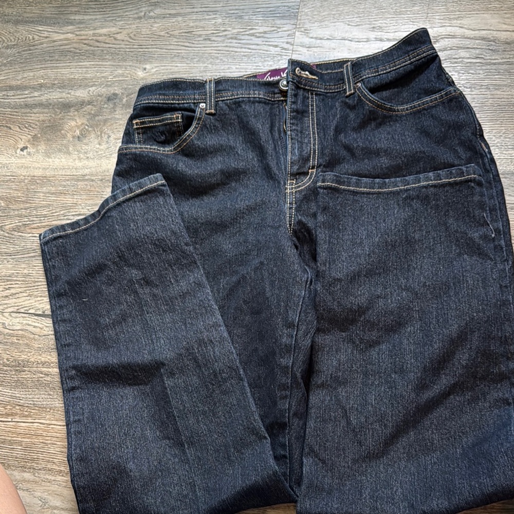 Women’s Dark Blue Gloria Vanderbilt Jeans